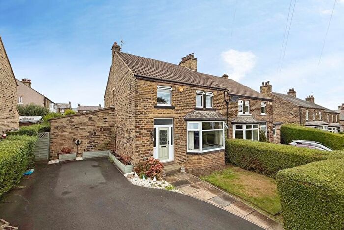 4 Bedroom Semi-Detached House For Sale In Bromley Road, Shipley, BD18