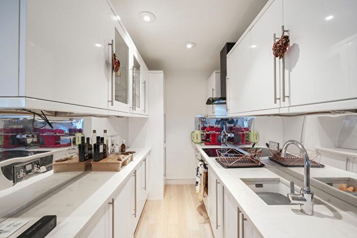 1 Bedroom Flat To Rent In Hanover Gate Mansions, Park Road, NW1