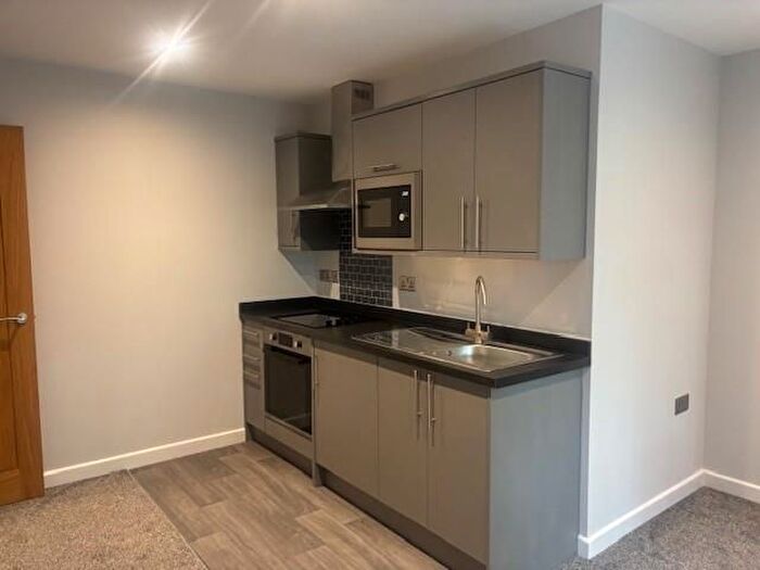 1 Bedroom Flat To Rent In Stenners Court, The Avenue, TA24