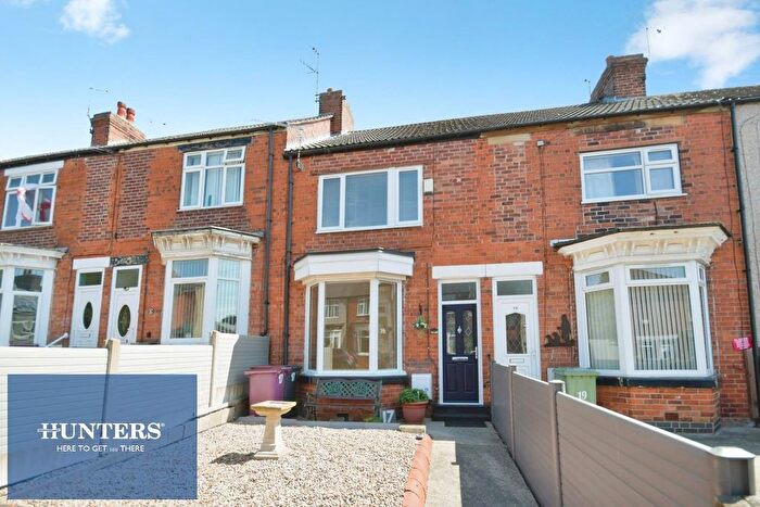 2 Bedroom Terraced House For Sale In Sutton Hall Road, Bolsover, Chesterfield, S44