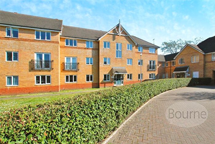 2 Bedroom Apartment To Rent In Woodlands Close, Guildford, Surrey, GU1