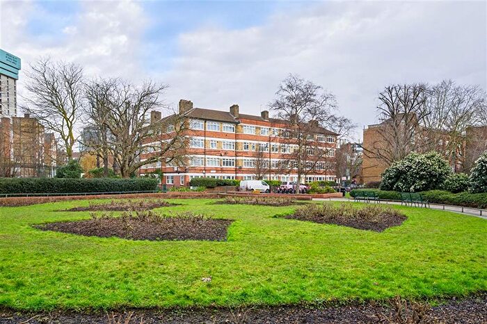 2 Bedroom Flat To Rent In Tyers Estate, Bermondsey Street, London, SE1