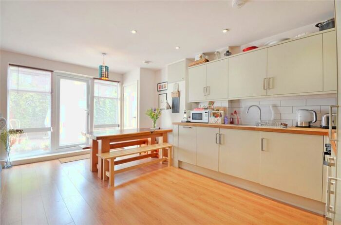 1 Bedroom Flat To Rent In Ryder Mews, Homerton, E9