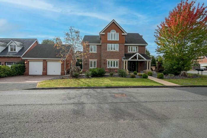 5 Bedroom Detached House For Sale In Freshwater Drive, Weston, Crewe, CW2