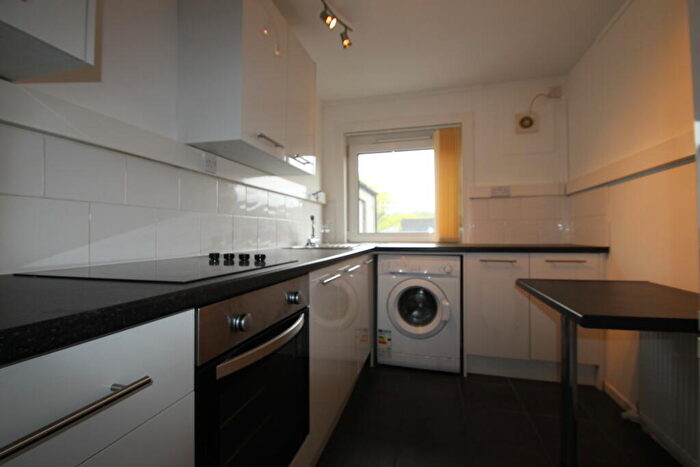 1 Bedroom Flat To Rent In Cedar Road, Cumbernauld, G67