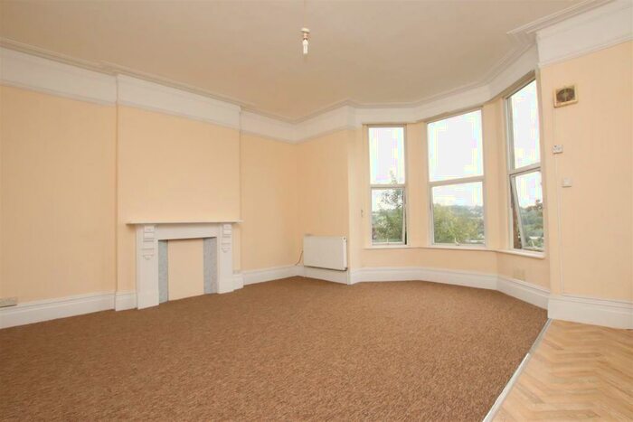 1 Bedroom Flat To Rent In Newbridge Hill, Bath, BA1