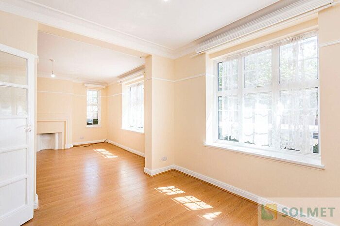 2 Bedroom Flat To Rent In Kings Court, Kings Drive, Wembley, HA9