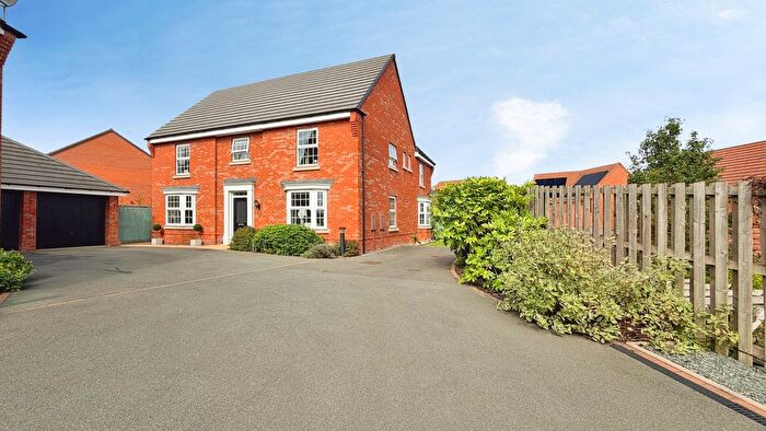 5 Bedroom Detached House For Sale In Rook Drive, Burton-On-Trent, DE13