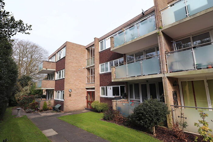 2 Bedroom Apartment To Rent In Holly House - Brentwood, CM15