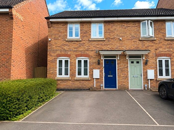 3 Bedroom Semi-Detached House For Sale In Thrush Close, Corby, Northamptonshire, NN18