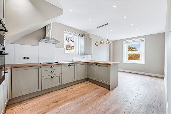 1 Bedroom Flat To Rent In Gunnersbury Avenue, London, W5