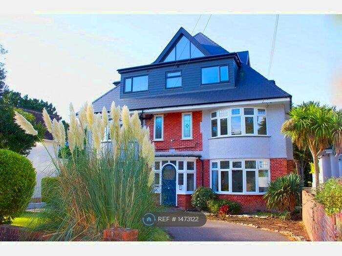 2 Bedroom Flat To Rent In Brownsea Road, Sandbanks, BH13