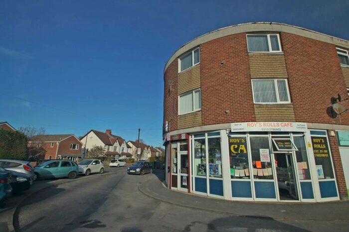 2 Bedroom Flat To Rent In Moor Grange View, West Park LS16