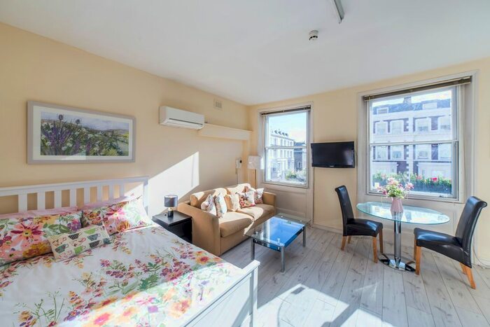 Studio To Rent In Cromwell Road, London, SW7