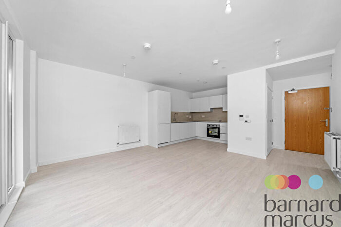 2 Bedroom Apartment To Rent In Moorhen Drive, London, NW9