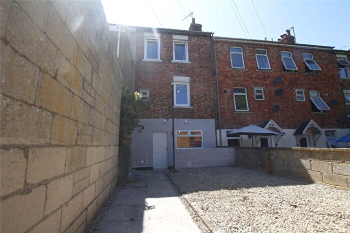 1 Bedroom Flat To Rent In Cambria Bridge Road, Swindon, Wiltshire, SN1