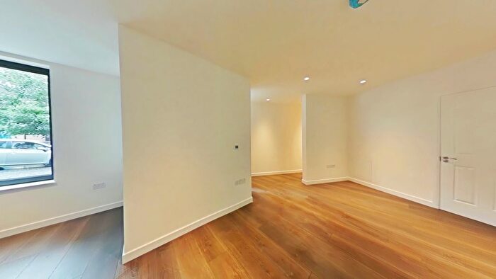 2 Bedroom Detached House For Sale In Cassland Road, London, Greater London, E9