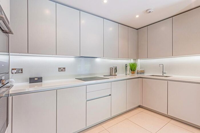 2 Bedroom Apartment To Rent In Glen Island Maidenhead, SL6