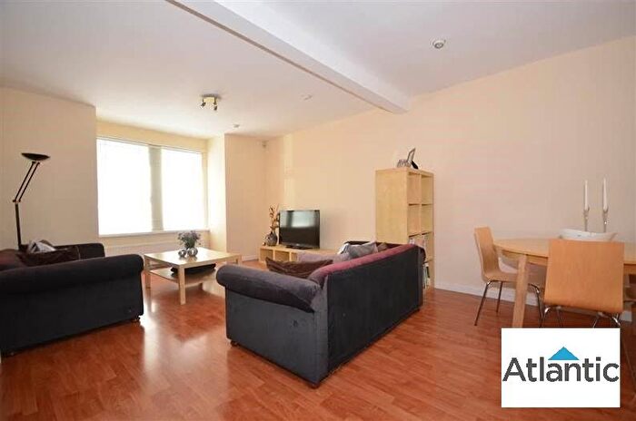 4 Bedroom End Of Terrace House To Rent In Macdonald Road, Walthamstow, E17