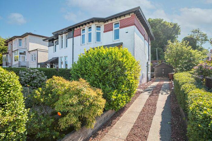 3 Bedroom Semi-Detached House For Sale In Shakespeare Avenue, Clydebank, G81