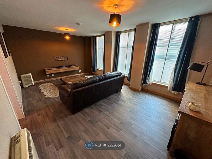 2 Bedroom Flat To Rent In Burnside Street, Dundee, DD2