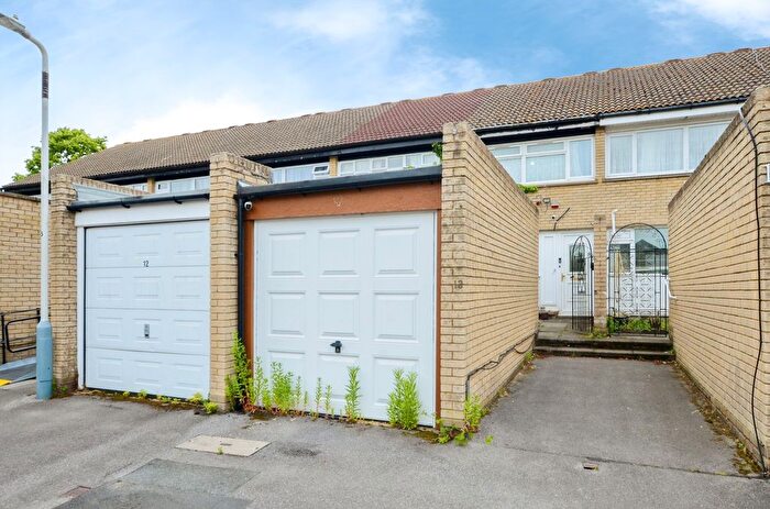 2 Bedroom Terraced House For Sale In Mayfield Close, Uxbridge, UB10