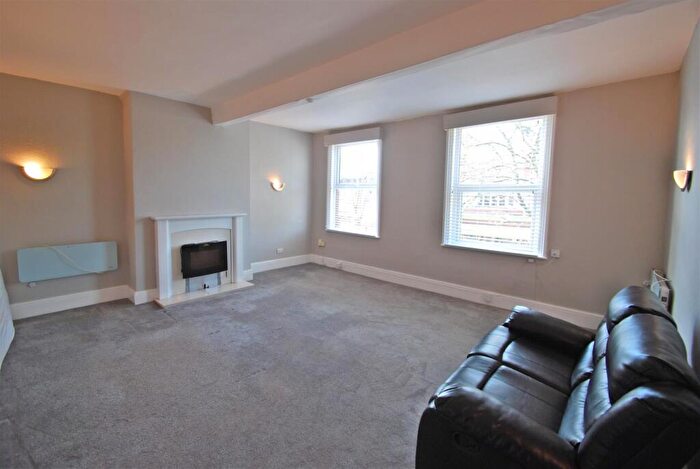2 Bedroom Duplex To Rent In London Road, Alderley Edge, SK9