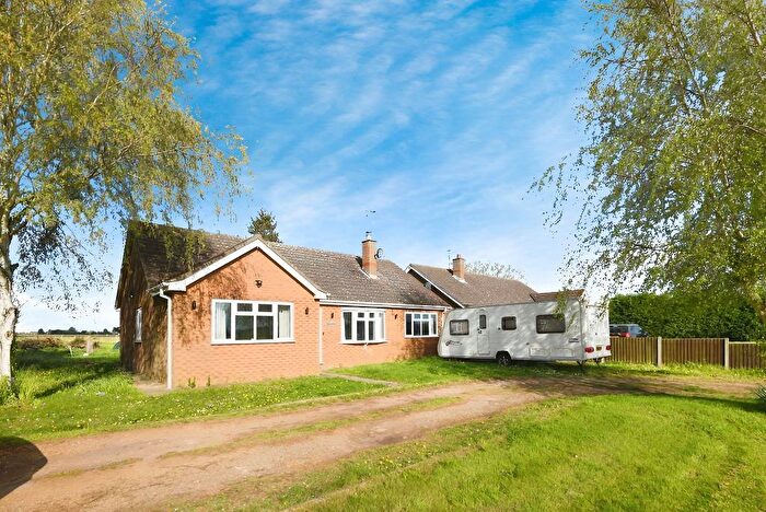 3 Bedroom Detached Bungalow For Sale In Old Fendyke, Sutton St James, Spalding, Lincolnshire, PE12