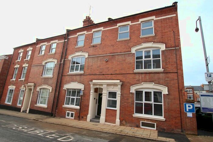 2 Bedroom Flat To Rent In Hazelwood Road, Northampton, Northampton, NN1