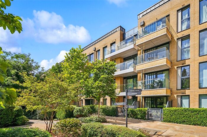 2 Bedroom Flat For Sale In Ingrebourne Apartments, Central Avenue, Fulham, London, SW6