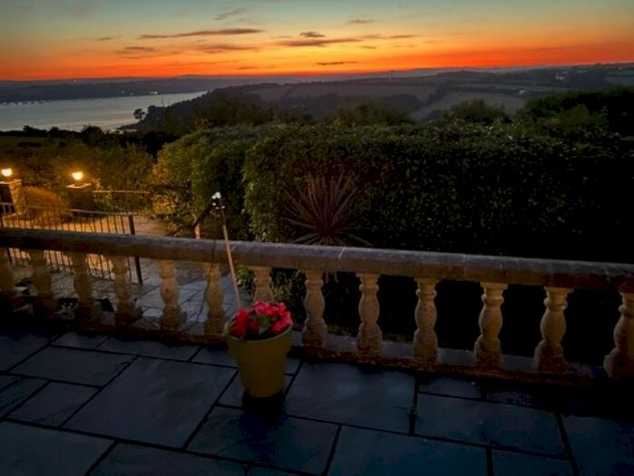 4 Bedroom Detached House For Sale In St. Just In Roseland, Truro, TR2