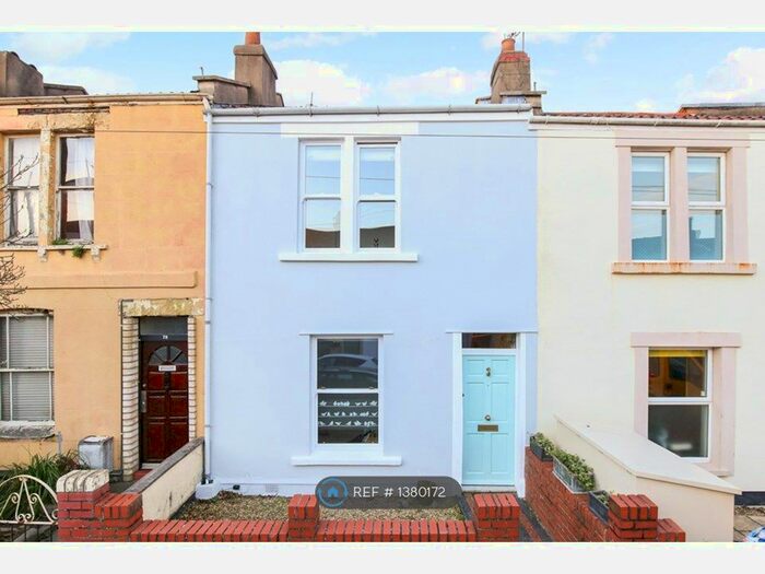 2 Bedroom Terraced House To Rent In Melbourne Road, Bristol, BS7