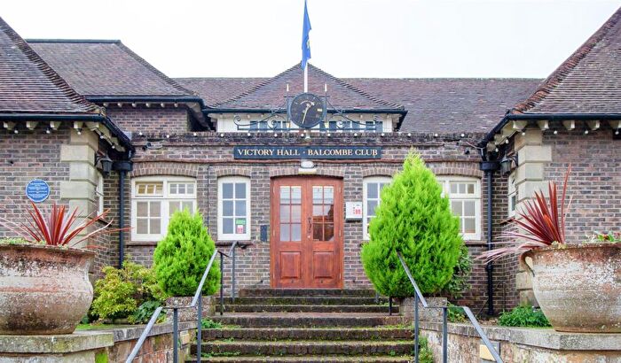 2 Bedroom Flat To Rent In Stockcroft Road, Balcombe, RH17