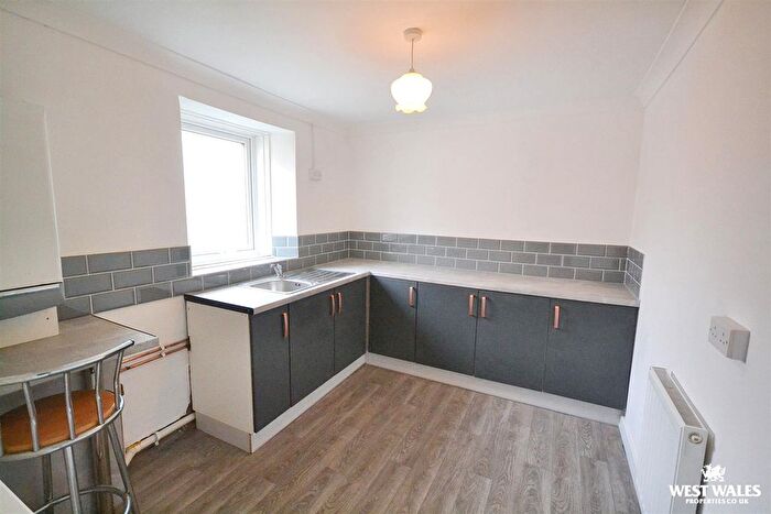 3 Bedroom Terraced House For Sale In William Street, Cardigan, SA43