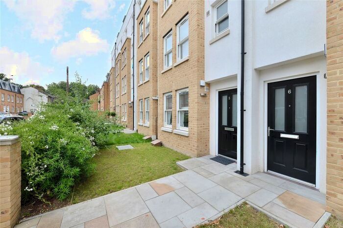 2 Bedroom Terraced House To Rent In Travers House, Trafalgar Grove, SE10