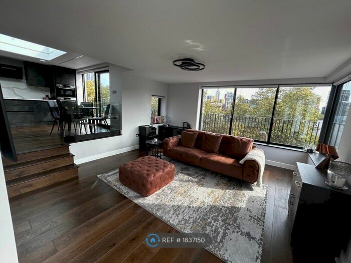 2 Bedroom Flat To Rent In Grosvenor Lodge, London, SW1V