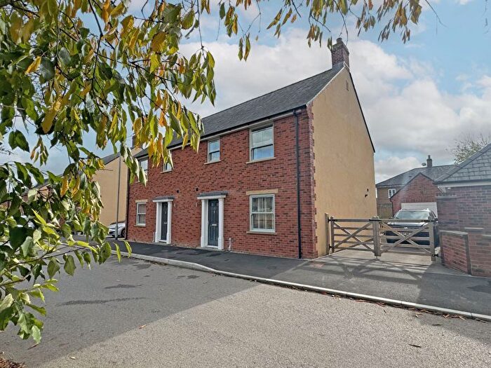 3 Bedroom Semi-Detached House For Sale In Badger, Newtown, Langport, TA10