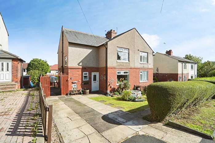 3 Bedroom Semi-Detached House For Sale In Brookfield Avenue, Rodley, Leeds, LS13
