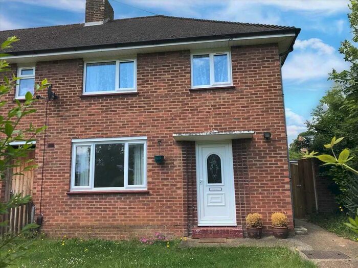 3 Bedroom House To Rent In Sitwell Grove, Stanmore, Stanmore, HA7