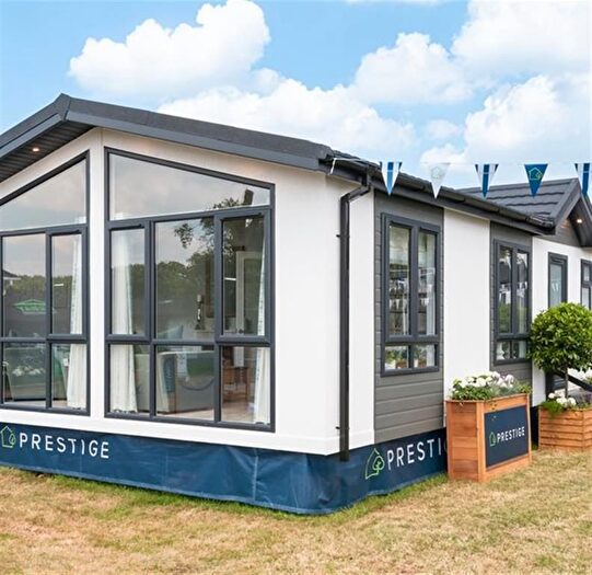 2 Bedroom Detached Bungalow For Sale In Willow Road, Great Horwood, Milton Keynes, MK17