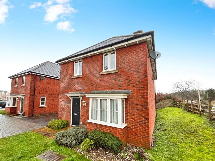 4 Bedroom Detached House To Rent In Haragon Drive, SP4