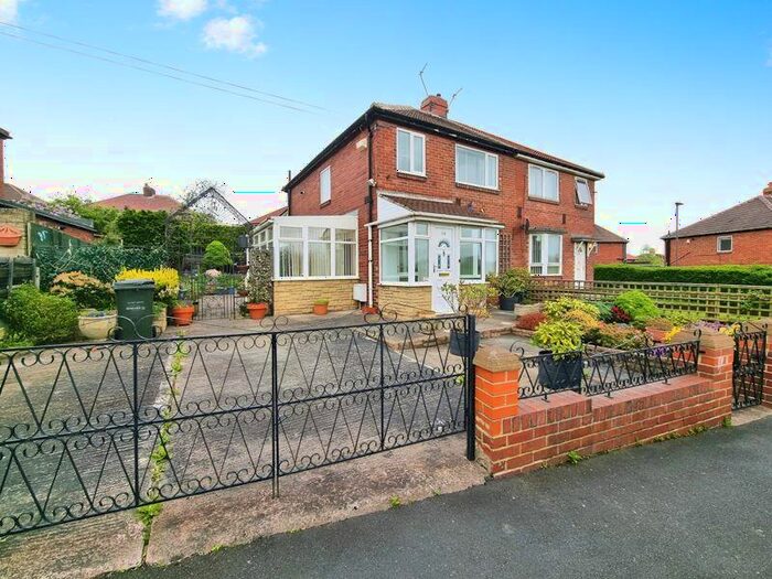 3 Bedroom Semi-Detached House For Sale In The Roman Way, West Denton, NE5