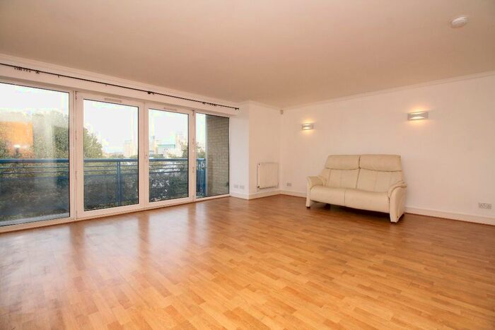 2 Bedroom Flat To Rent In Apartment, Somerville Point, Rotherhithe Street, London, SE16