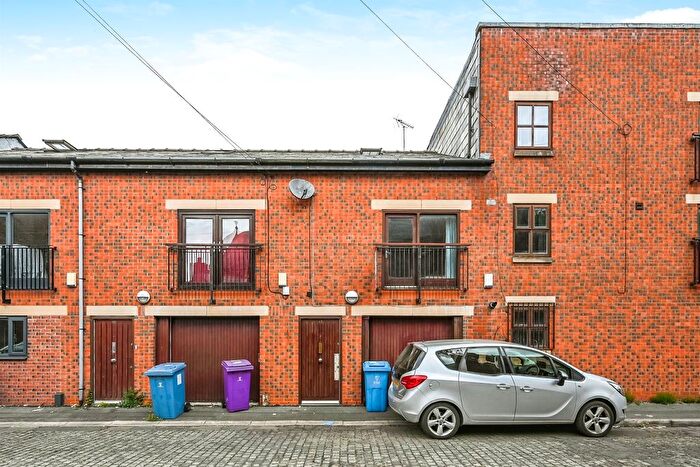 2 Bedroom Terraced House For Sale In Upper Hampton Street, Liverpool, L8