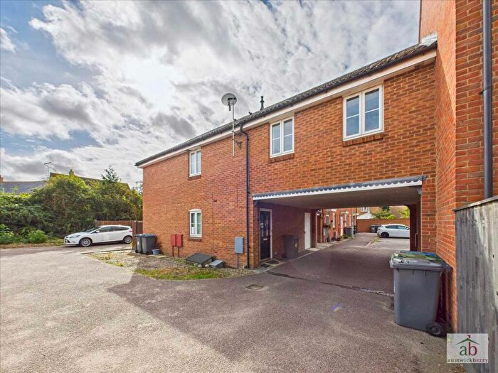 1 Bedroom Maisonette For Sale In Walker Chase, Kesgrave, IP5