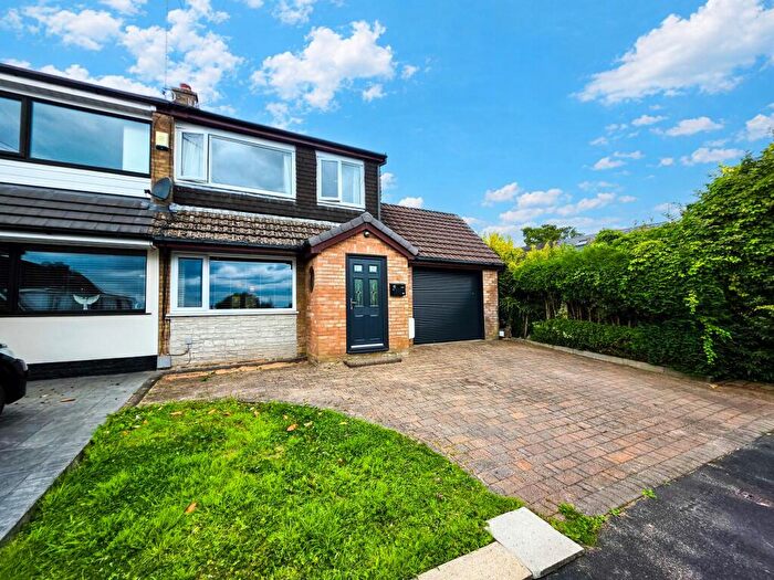 3 Bedroom Semi Detached House For Sale In Sandybrook Close, Tottington, Bury, BL8