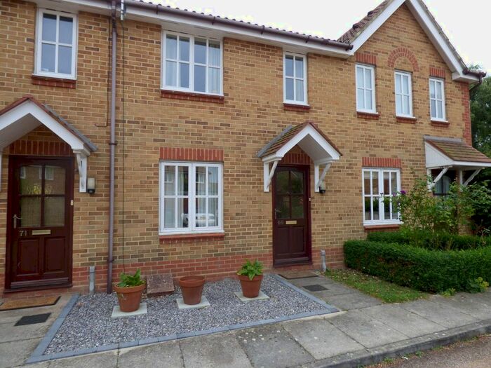 2 Bedroom Terraced House To Rent In Bluebell Drive, Littlehampton, BN17