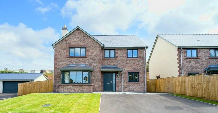 4 Bedroom Detached House For Sale In Orchard Close, Glewstone, Ross-On-Wye, HR9