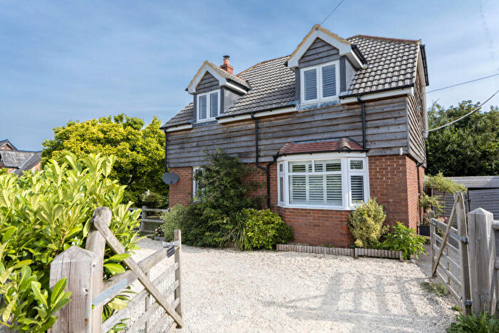 3 Bedroom Detached House For Sale In Bittles Green, Motcombe, SP7