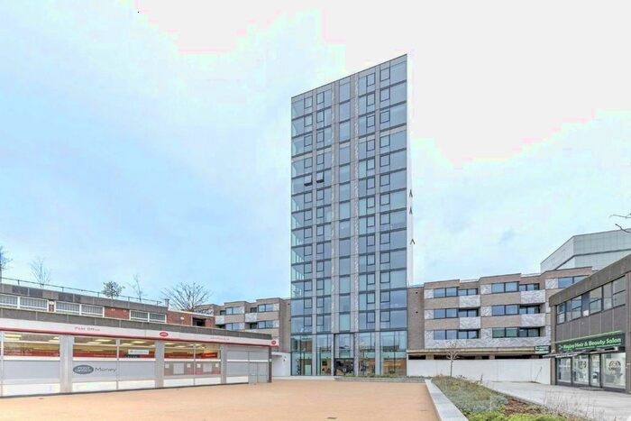 Studio To Rent In Highgate Hill, London, N19